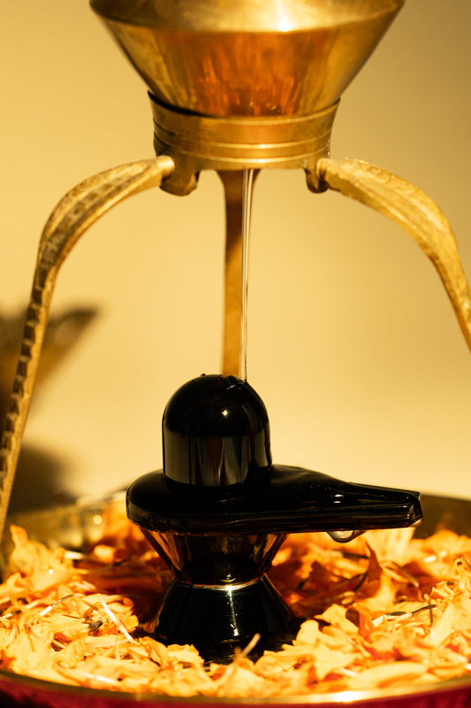 Divine Panchdhatu Black Shivling – Symbol of Mahadev’s Infinite Power & Protection